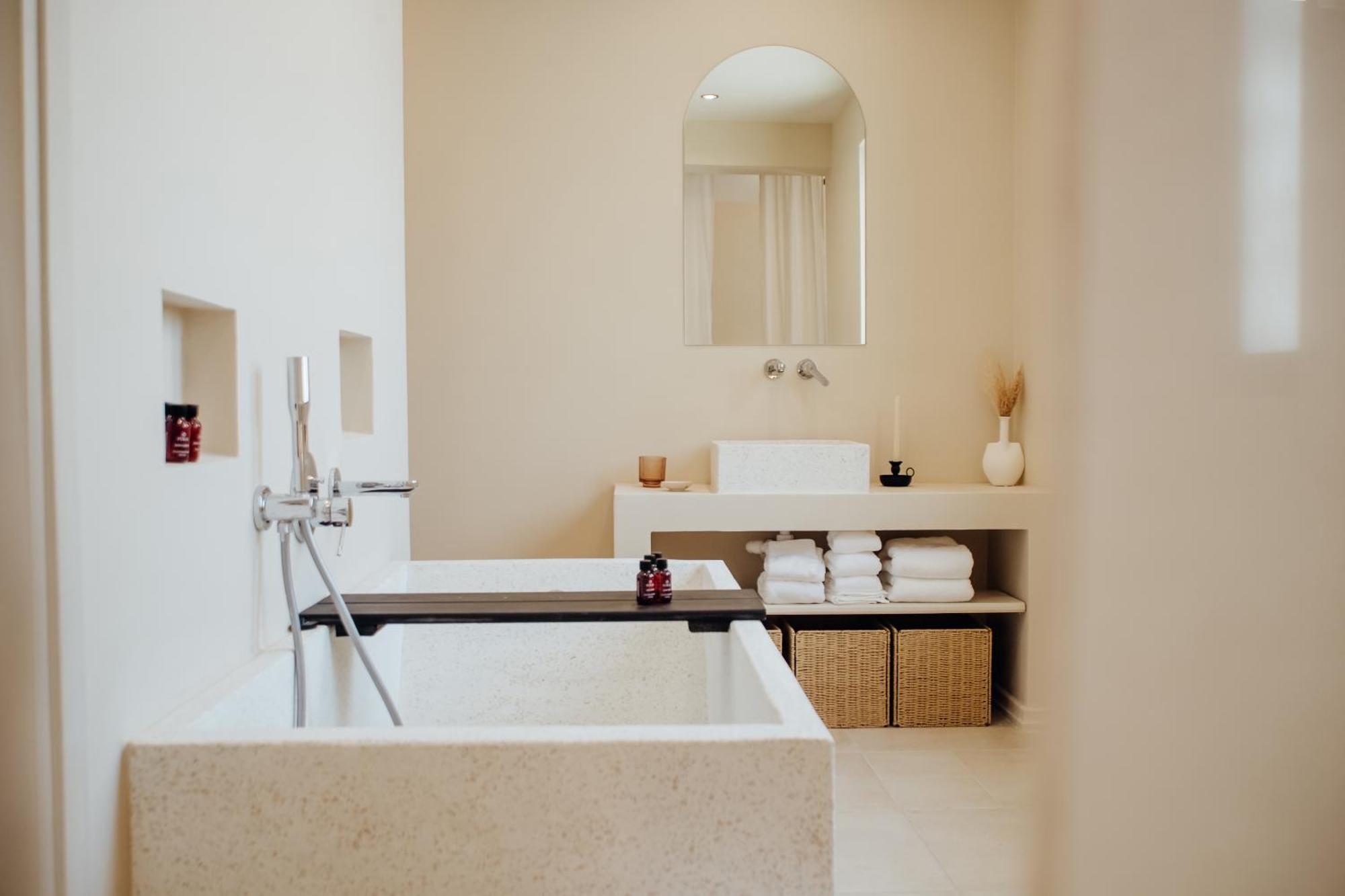 Thymises Boutique Hotel カコペトリア エクステリア 写真